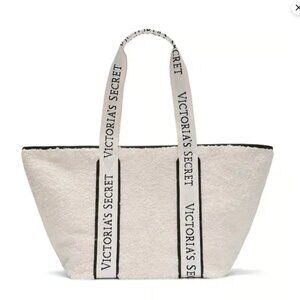 Victoria’s Secret Off-White Teddy Tote Bag NWT